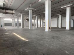 Pandan Loop (D5), Warehouse #565613461